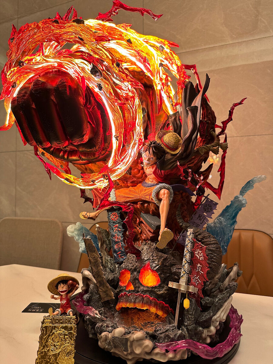 Luffy Gear 3 LED Figure – Perfect Anime Gift & Room Decor for One Piece Fans