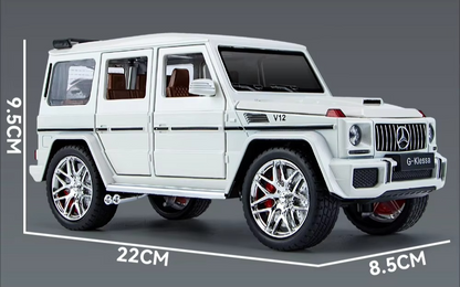 AMG G63 Model Car – 1:24 Realistic Collectible Design with Lights & Sound